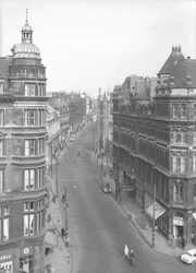 Utsikt längs Grainger Street, Newcastle upon Tyne, mars 1963 (bw foto)